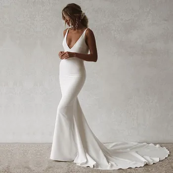ZJ9331 Сексуальное свадебное платье русалки с V-образным вырезом и открытой спиной Свадебное платье в стиле бохо Простое простое простое длинное шлейф пуговицы пляжное свадебное платье