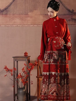 Новая китайская красная юбка с лицом лошади Женская осень Улучшенный китайский стиль Ежедневное плетение Золотая полуюбка Большая универсальная помолвка